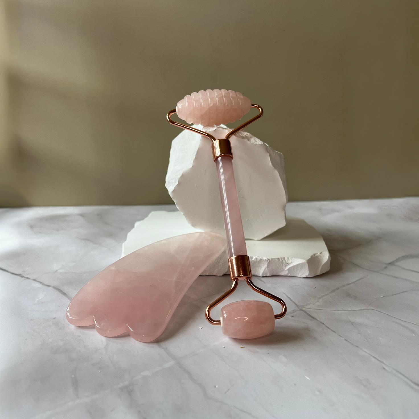 Rouleau & Pierre de massage en quartz rose